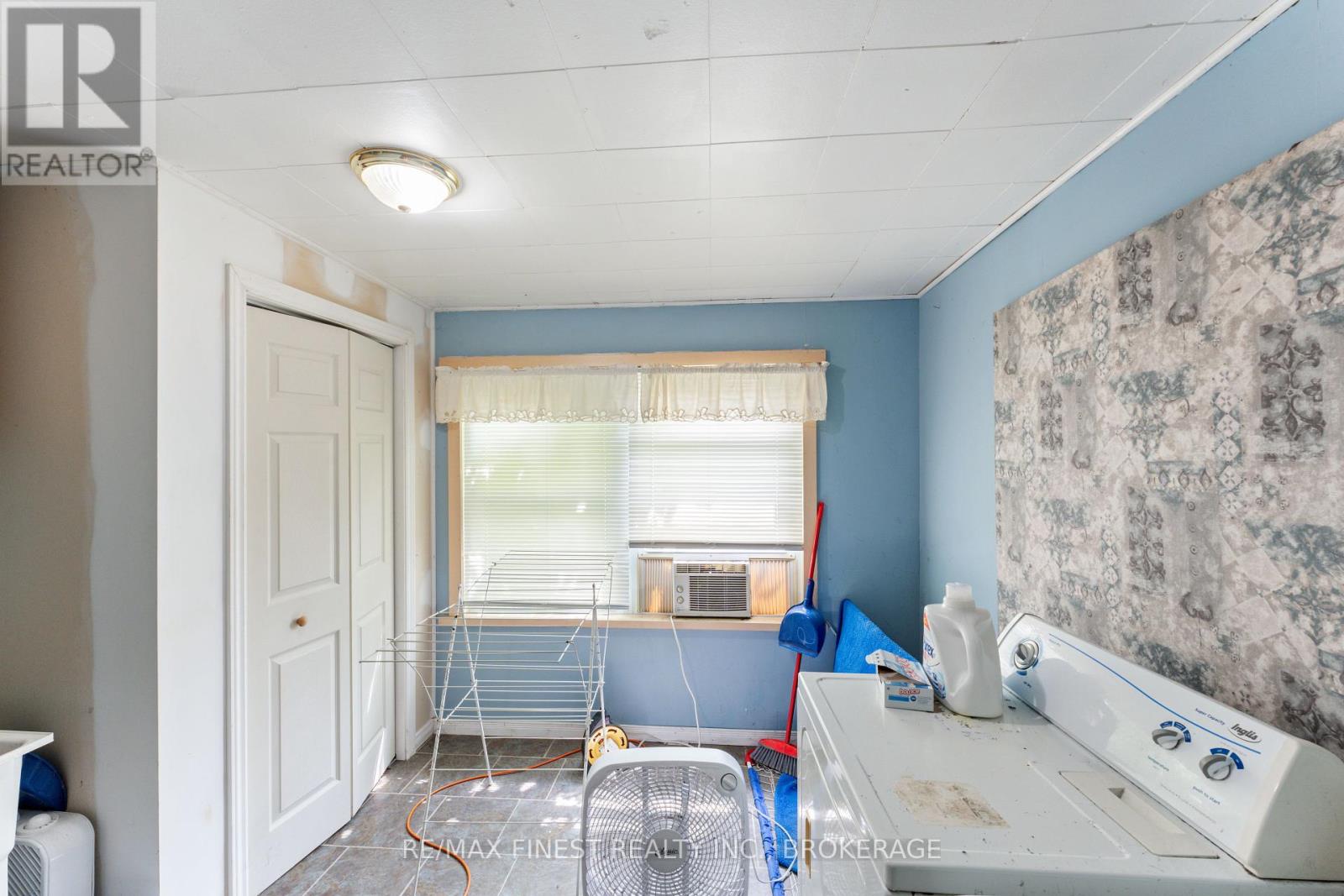 220 Dundas Street W, Greater Napanee, Ontario  K7R 2A8 - Photo 28 - X12028124