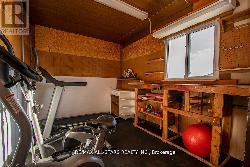 122 Fenelon Drive, Kawartha Lakes, Ontario  K0M 1G0 - Photo 29 - X12028157