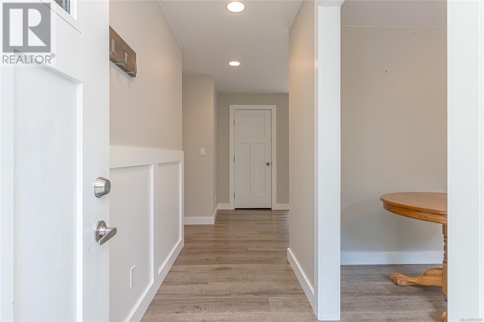 Property at 421 Quatsino Rd image 2
