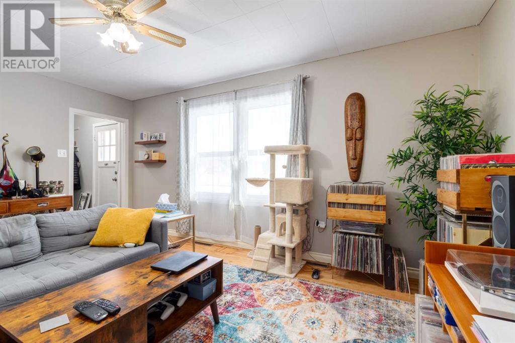 Property at 721 19 Street NW image 2