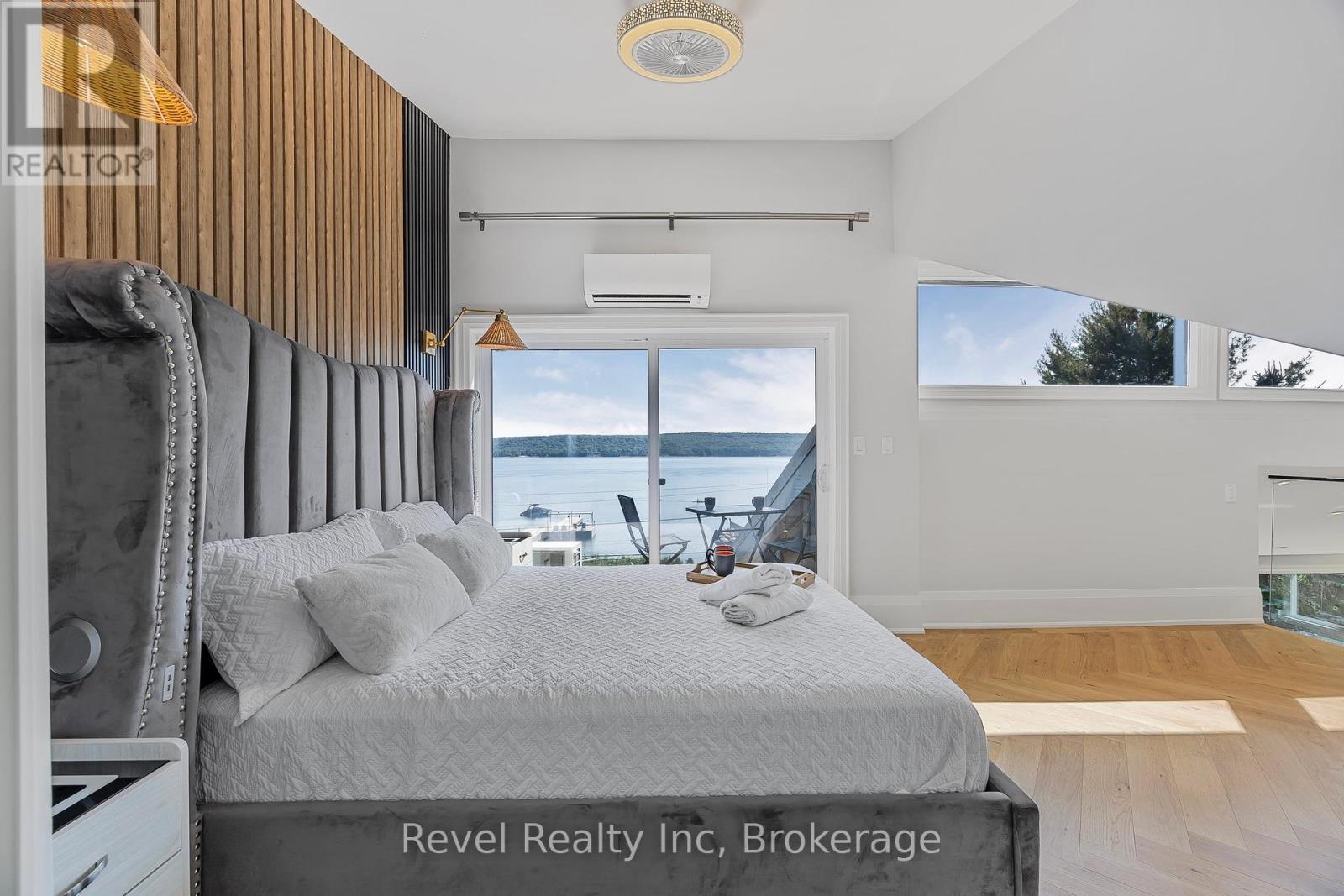237 West Shore Drive, Tiny, Ontario  L9M 0M7 - Photo 19 - S12028065