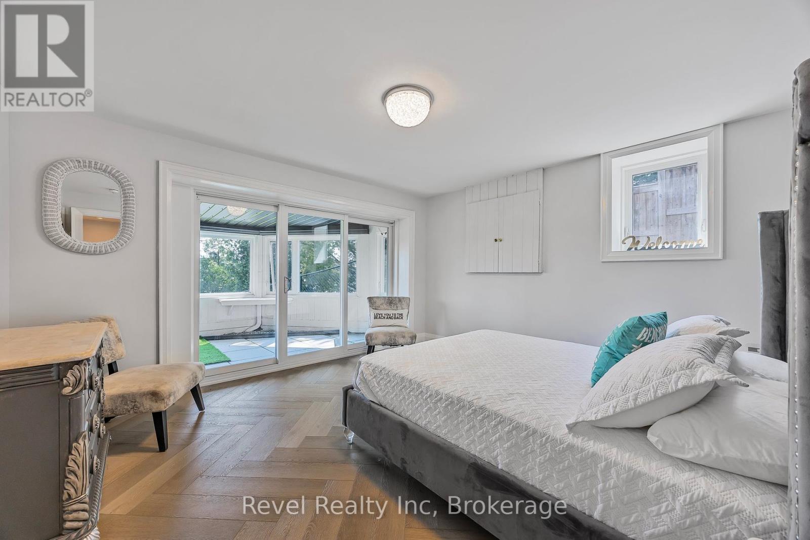 237 West Shore Drive, Tiny, Ontario  L9M 0M7 - Photo 23 - S12028065