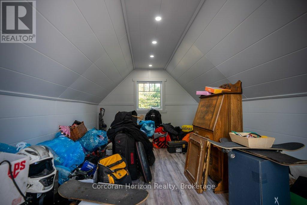 280 Robins Point Road, Tay, Ontario L0K 2A0 - Photo 29 - S12028117