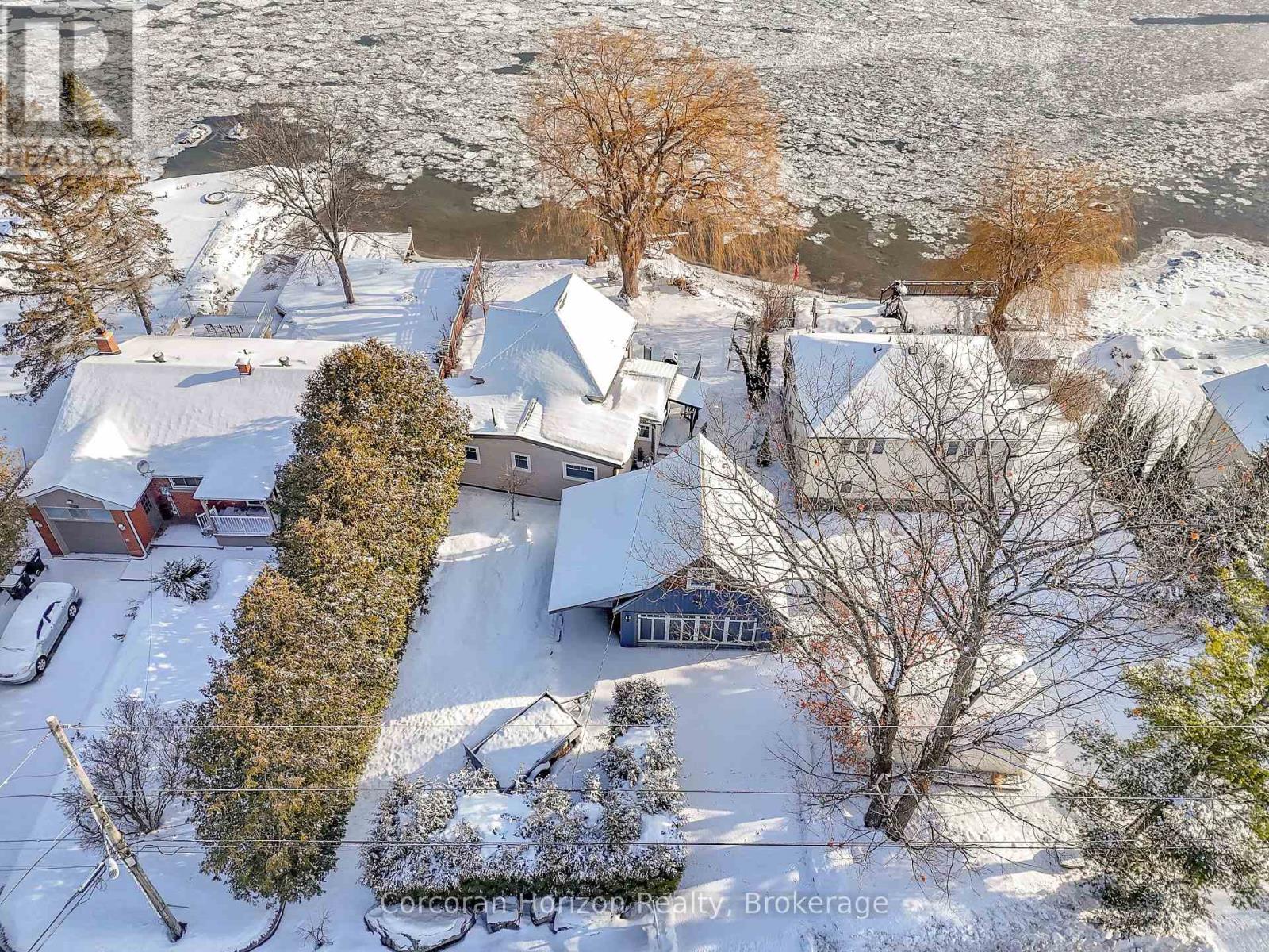 280 Robins Point Road, Tay, Ontario L0K 2A0 - Photo 31 - S12028117