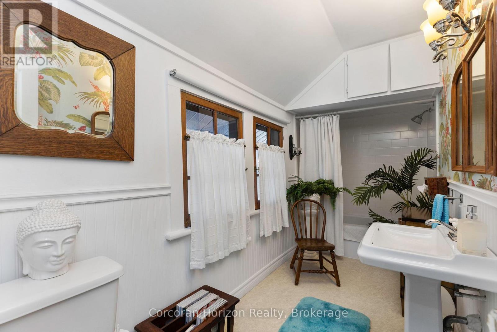 1641 Walkers Point Road, Muskoka Lakes, Ontario  P1P 1R2 - Photo 23 - X12028176
