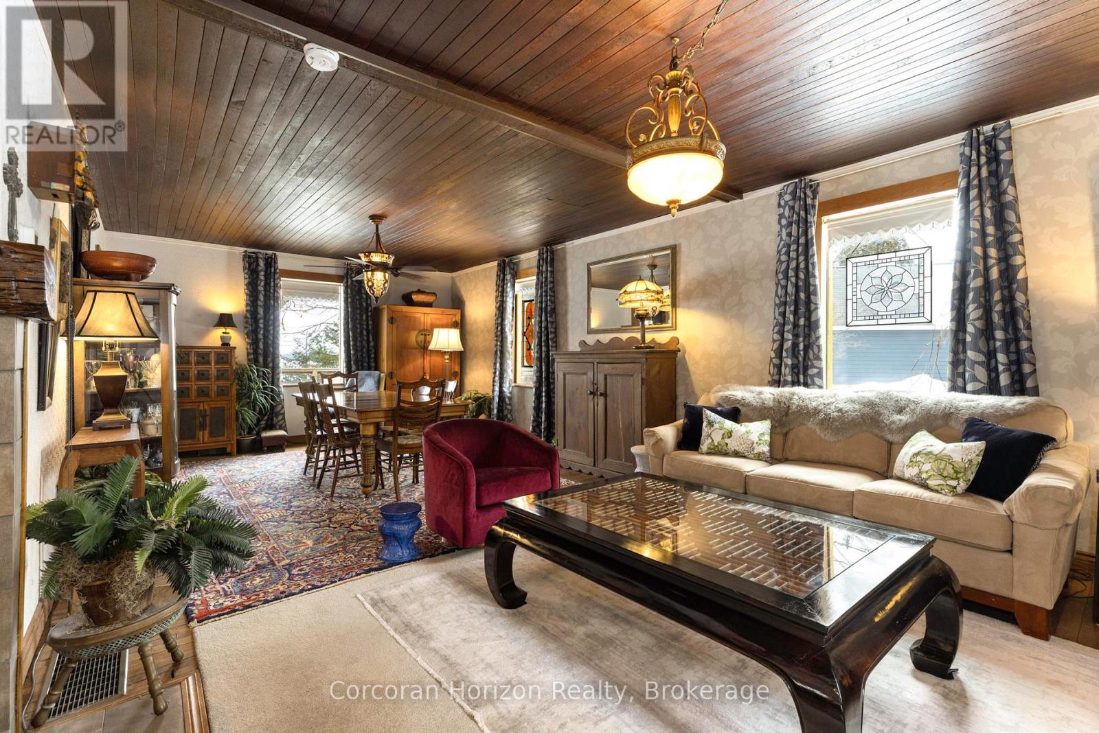 1641 Walkers Point Road, Muskoka Lakes, Ontario  P1P 1R2 - Photo 9 - X12028176