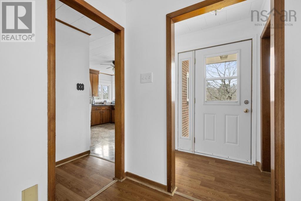 38 Big Hubley Lake Drive, Hubley, Nova Scotia  B3Z 1B8 - Photo 3 - 202505253