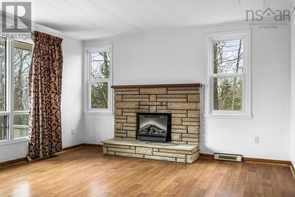 38 Big Hubley Lake Drive, Hubley, Nova Scotia  B3Z 1B8 - Photo 8 - 202505253