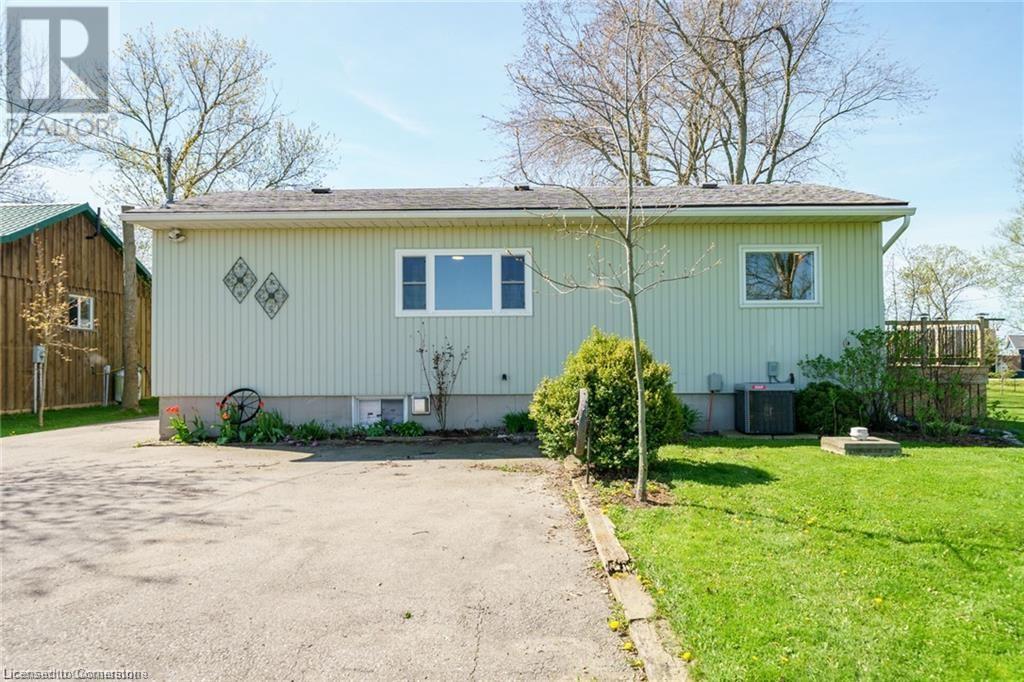 Property at 2970 LAKESHORE Road image 4