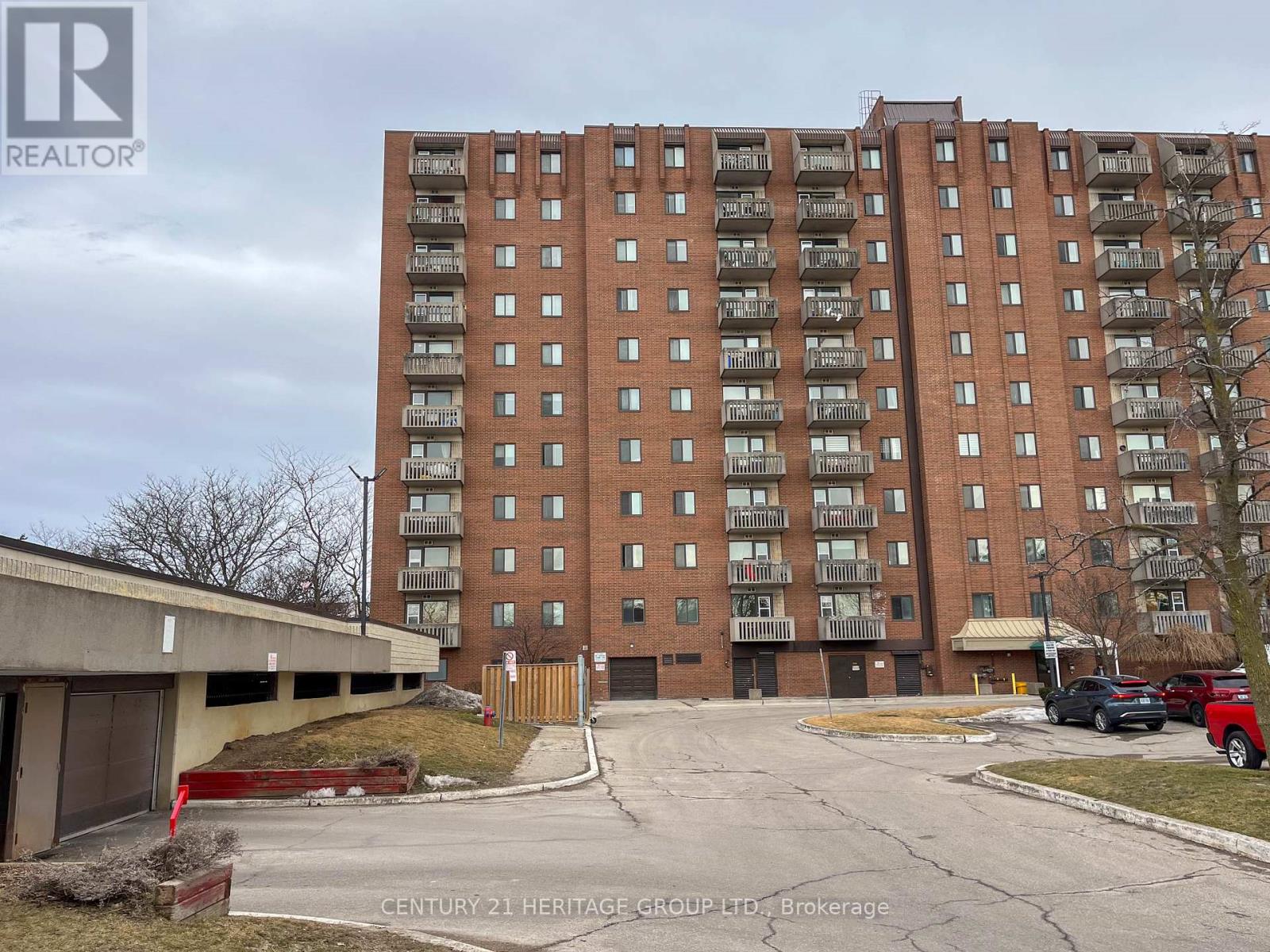 Property at 401 - 6720 GLEN ERIN DRIVE image 2