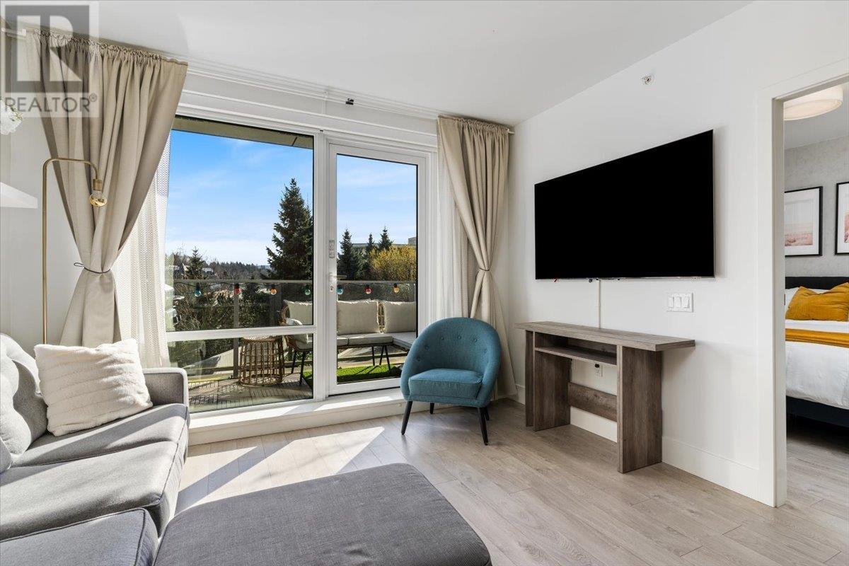 419 680 Seylynn Crescent, North Vancouver, British Columbia  V7J 0B5 - Photo 1 - R2979649