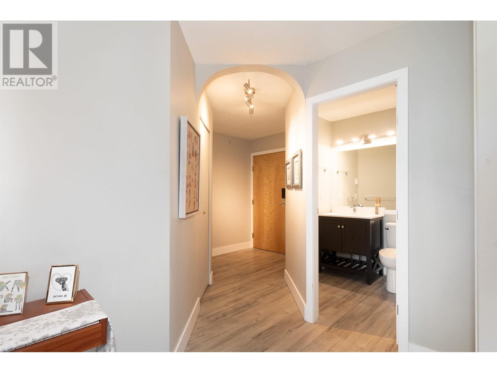 405 1111 Lynn Valley Road, North Vancouver, British Columbia  V7J 3V4 - Photo 23 - R2979674
