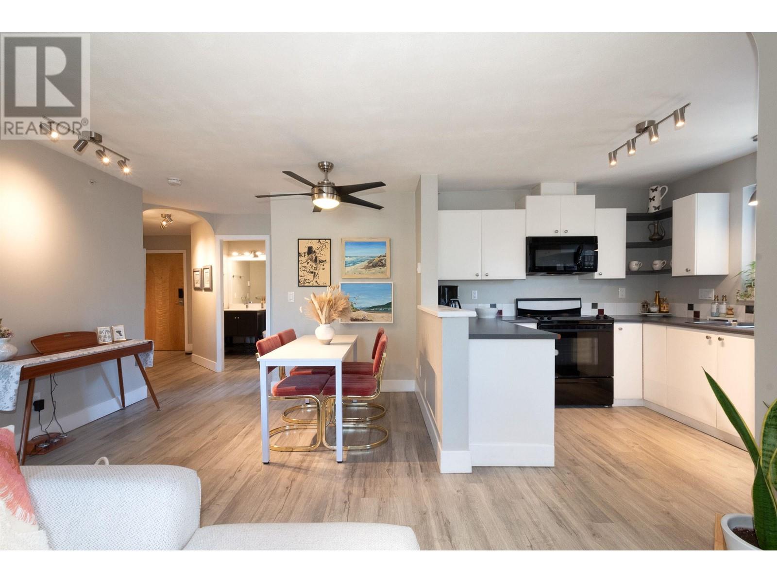 405 1111 Lynn Valley Road, North Vancouver, British Columbia  V7J 3V4 - Photo 6 - R2979674