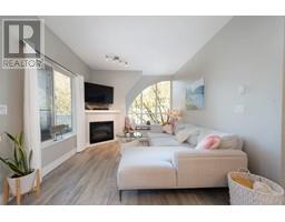 405 1111 LYNN VALLEY ROAD, North Vancouver, British Columbia