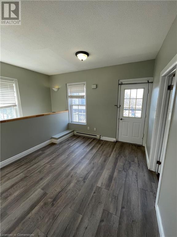 163 Queen Street N Unit# 3, Kitchener, Ontario  N2H 2H8 - Photo 7 - 40707962