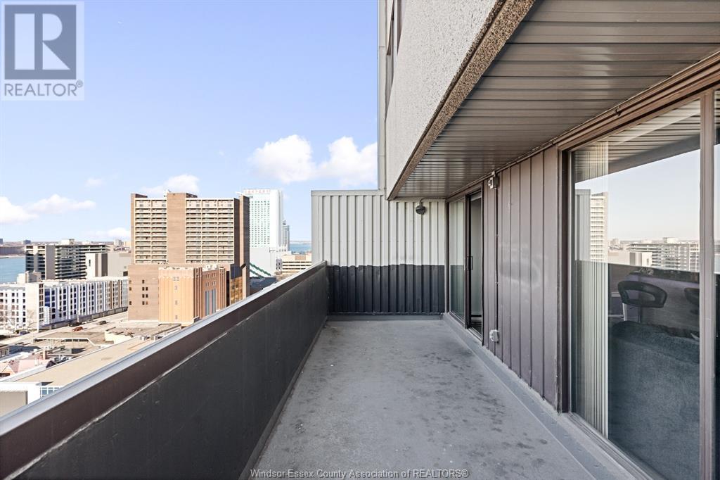 Property at 380 PELISSIER Unit# 1608 image 3