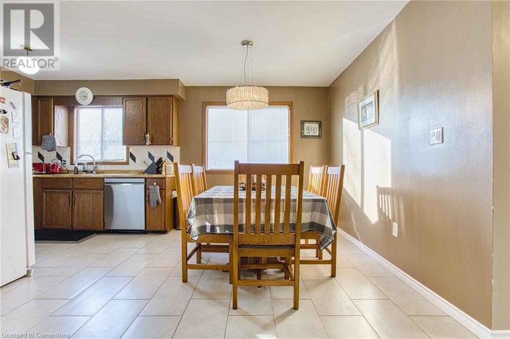 6101 Wildrose Crescent, Niagara Falls, Ontario  L2G 7T3 - Photo 6 - 40698132