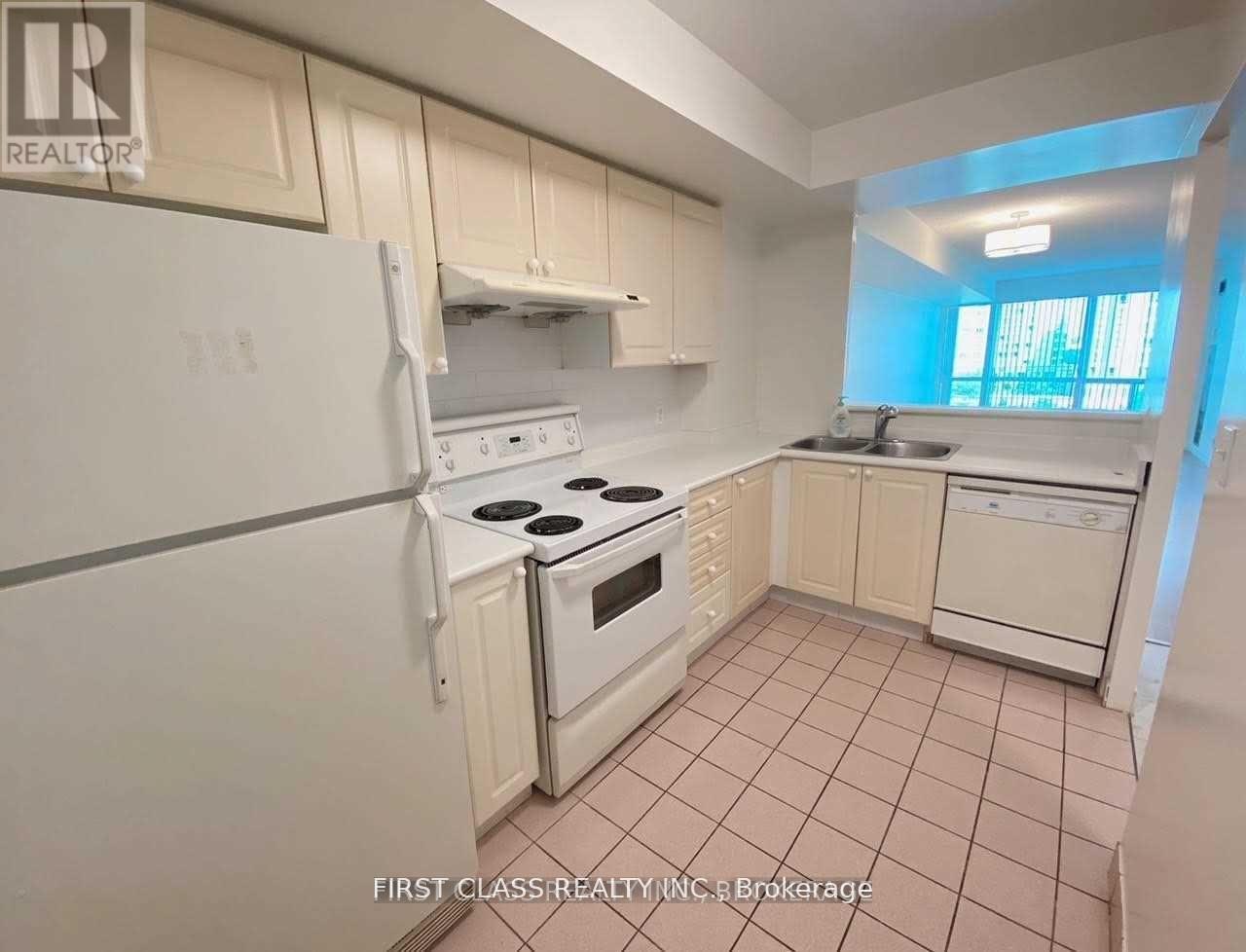 606 - 8 Lee Centre Drive, Toronto, Ontario  M1H 3H8 - Photo 8 - E12028189