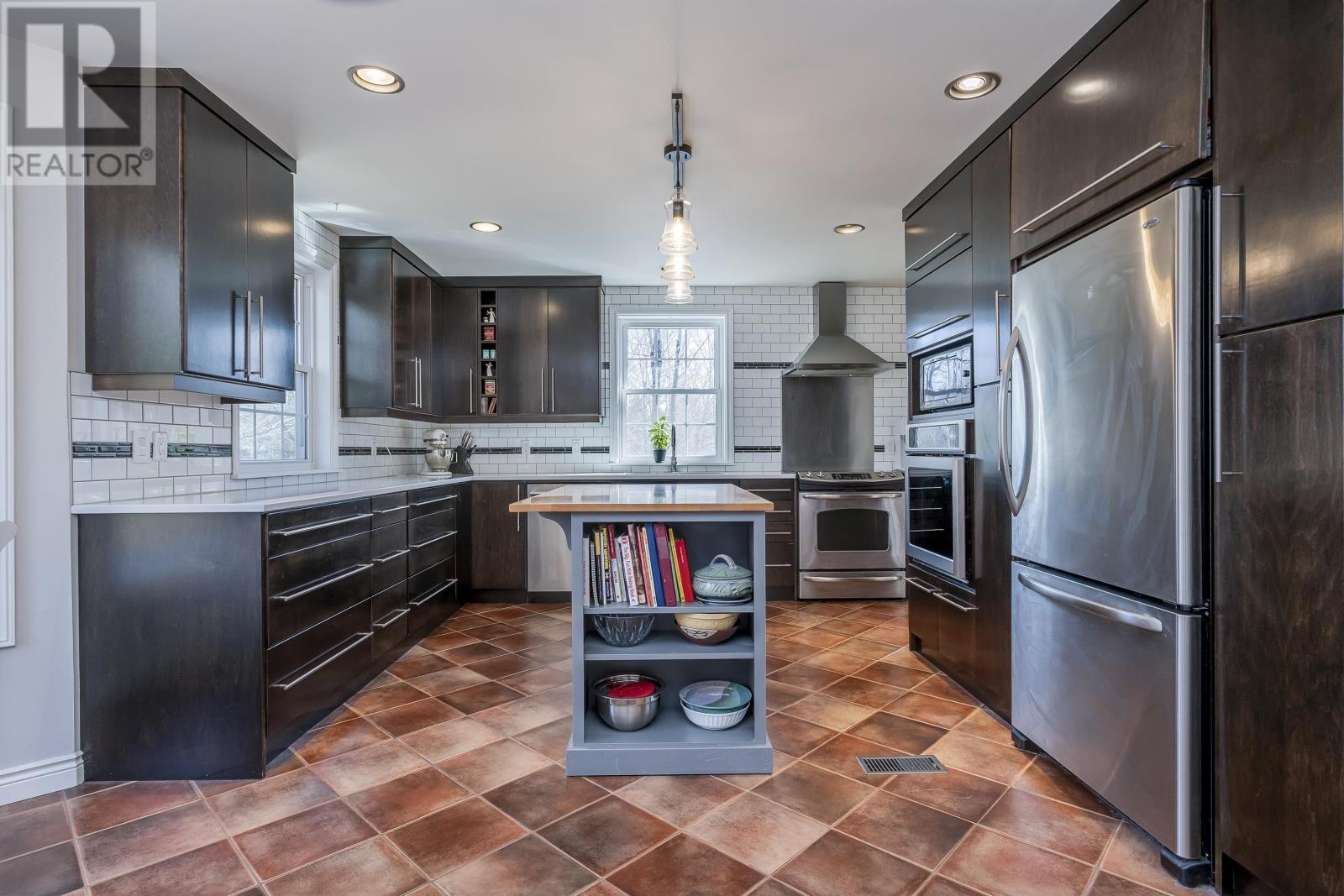 19 Snow Drive, Fall River, Nova Scotia  B2T 1E8 - Photo 13 - 202505261