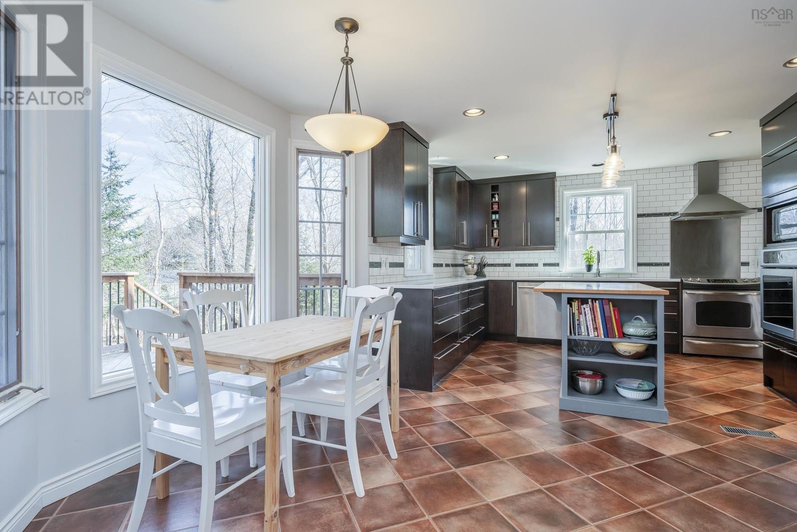 19 Snow Drive, Fall River, Nova Scotia  B2T 1E8 - Photo 16 - 202505261