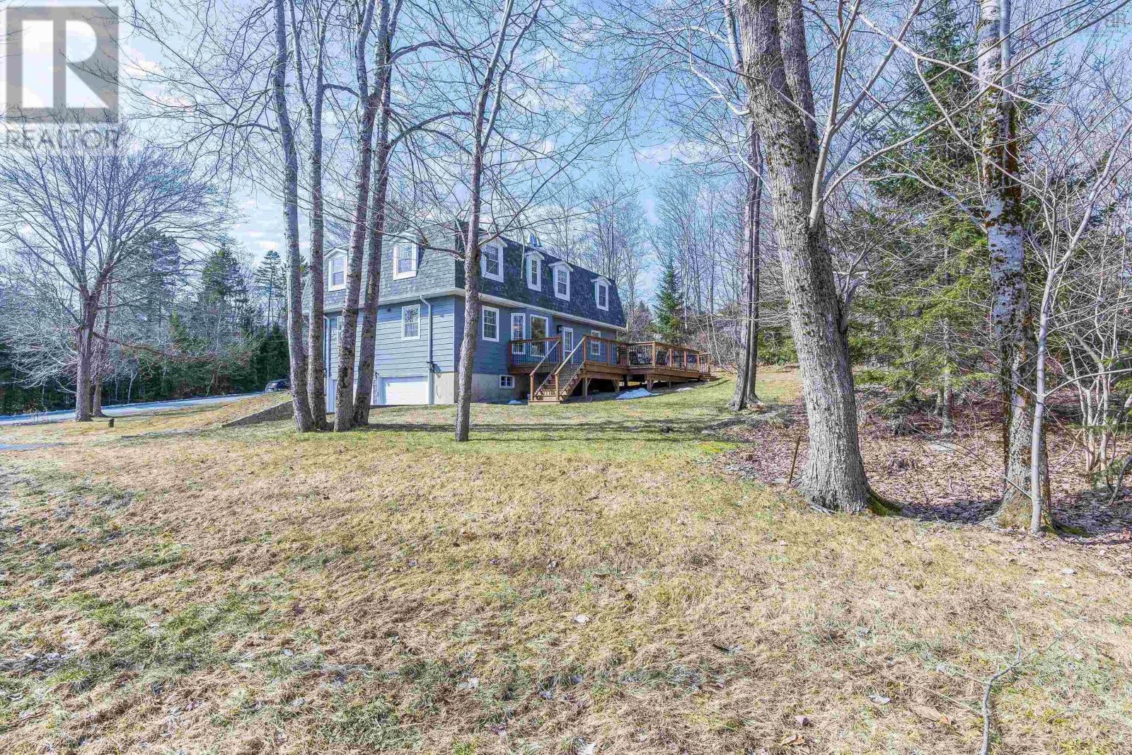 19 Snow Drive, Fall River, Nova Scotia  B2T 1E8 - Photo 3 - 202505261