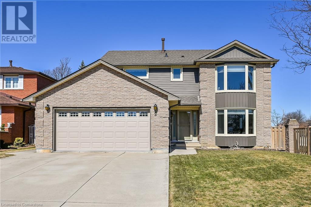 2 SPARROW Court, Hamilton, Ontario