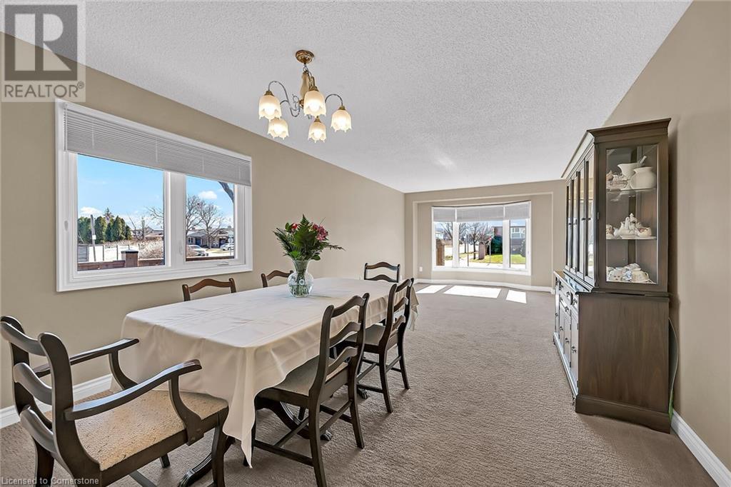 2 Sparrow Court, Hamilton, Ontario  L9A 4Z7 - Photo 10 - 40707894