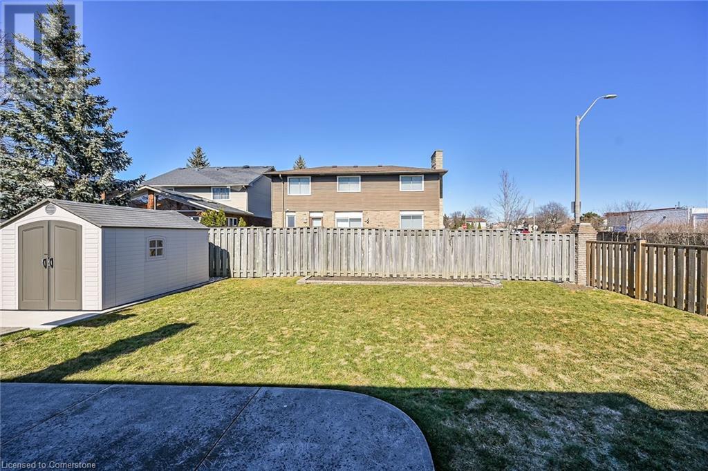 2 Sparrow Court, Hamilton, Ontario  L9A 4Z7 - Photo 48 - 40707894