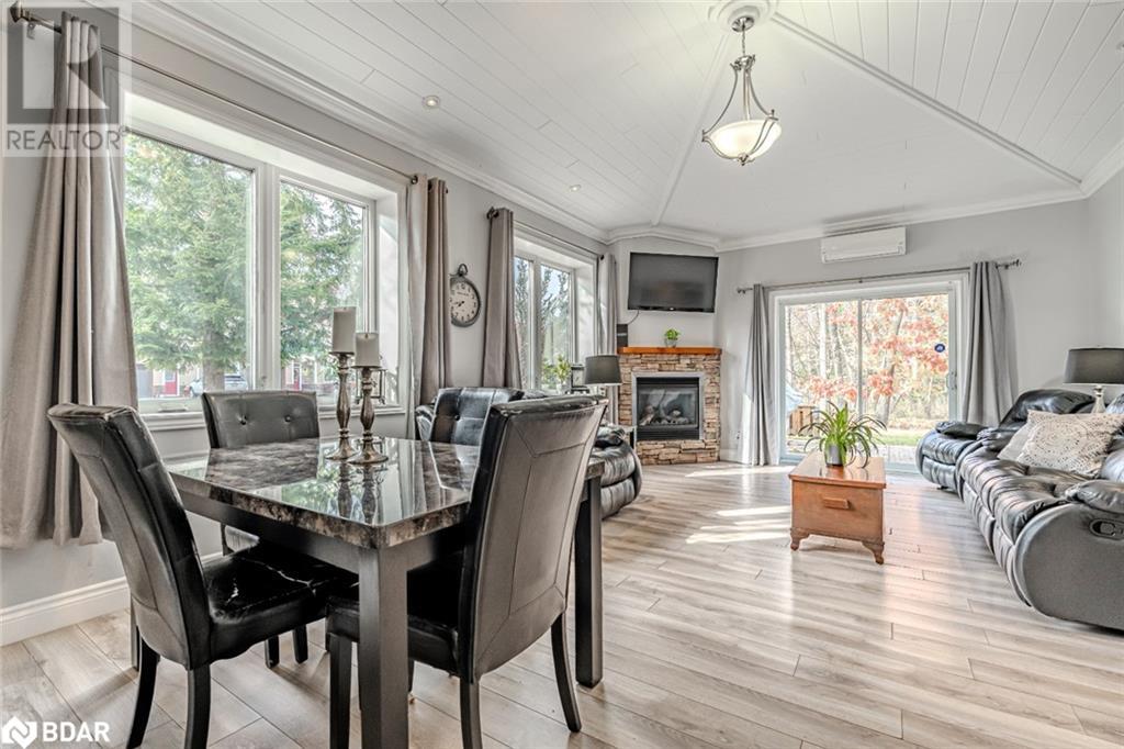 2 Jordan Lane, Huntsville, Ontario  P1H 1K9 - Photo 2 - 40708068