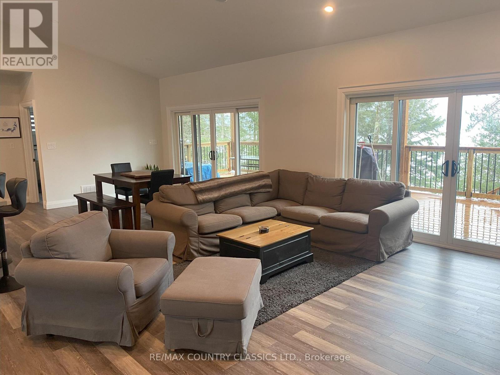 1047 Hinterland Trail, Highlands East, Ontario  K0L 1C0 - Photo 24 - X12025431