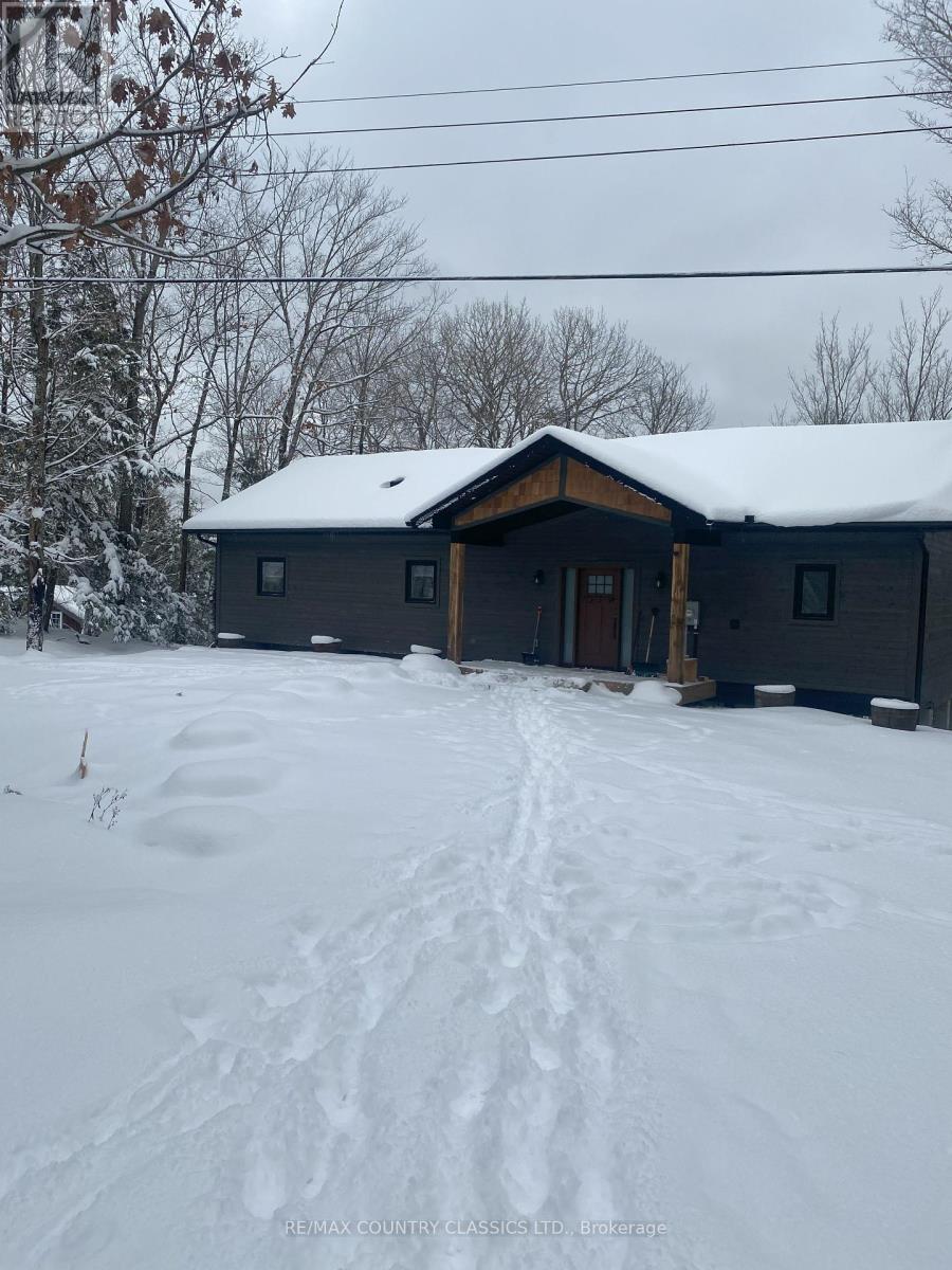 1047 Hinterland Trail, Highlands East, Ontario  K0L 1C0 - Photo 9 - X12025431