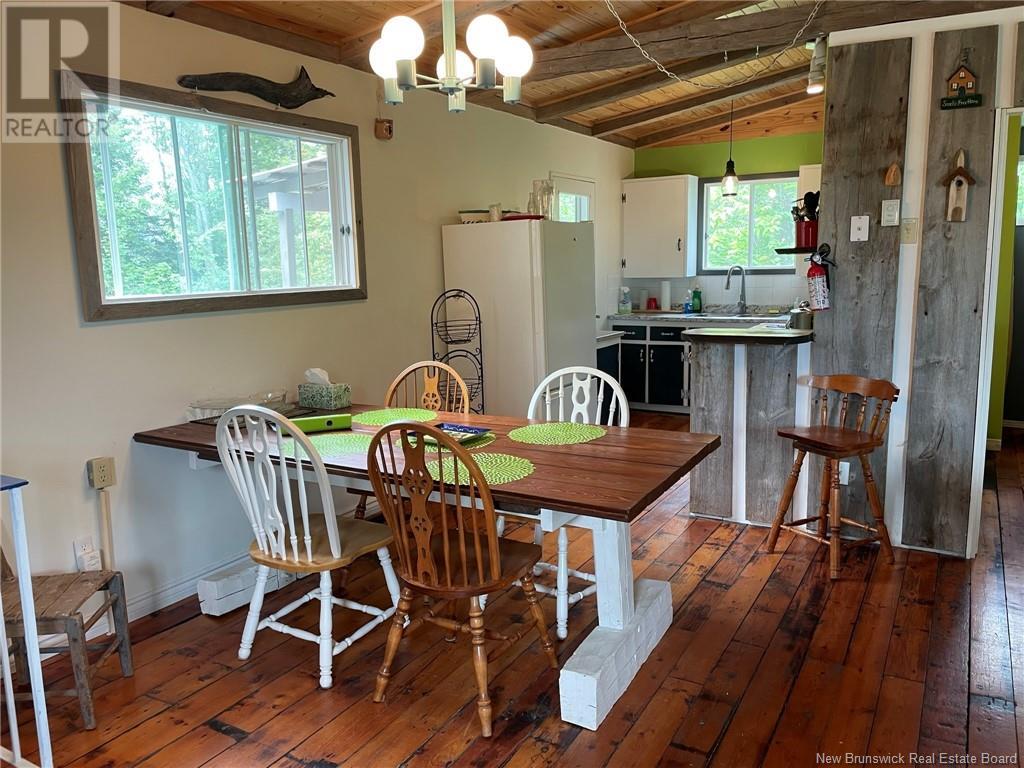 Property at 256 Belle Isle image 3