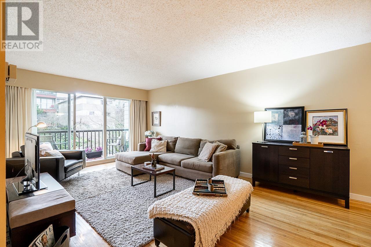 406 2125 W 2nd Avenue, Vancouver, British Columbia  V6K 1H7 - Photo 5 - R2979595