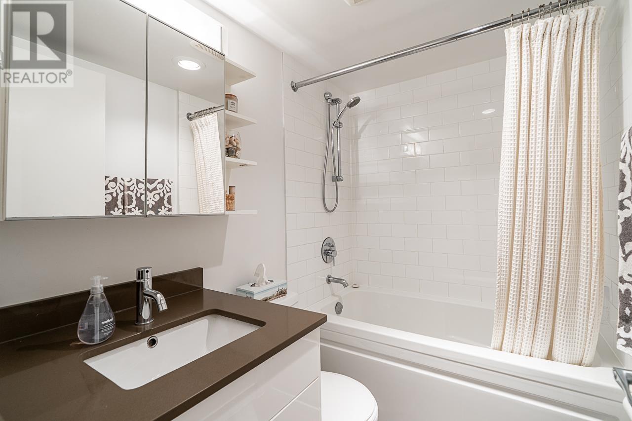 406 2125 W 2nd Avenue, Vancouver, British Columbia  V6K 1H7 - Photo 12 - R2979595