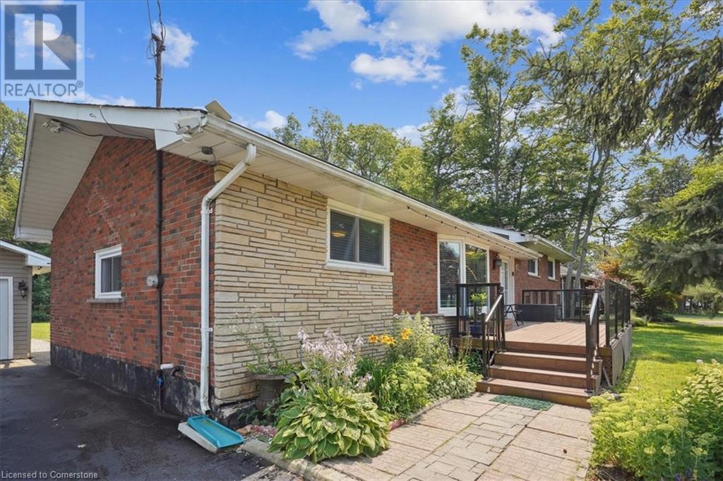 Property at 677 GLANCASTER Road image 3
