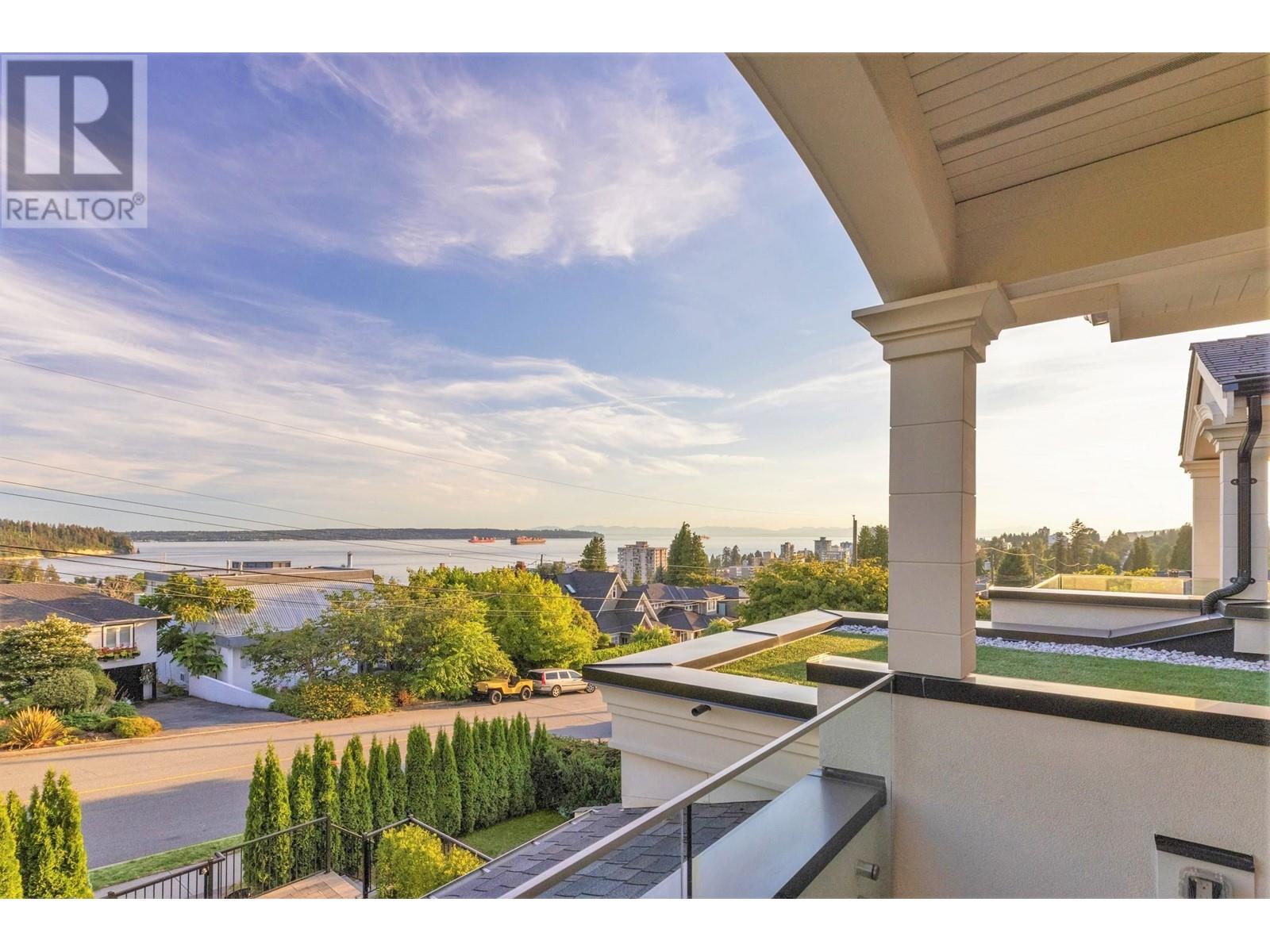 Property at 1115 FULTON AVENUE image 4