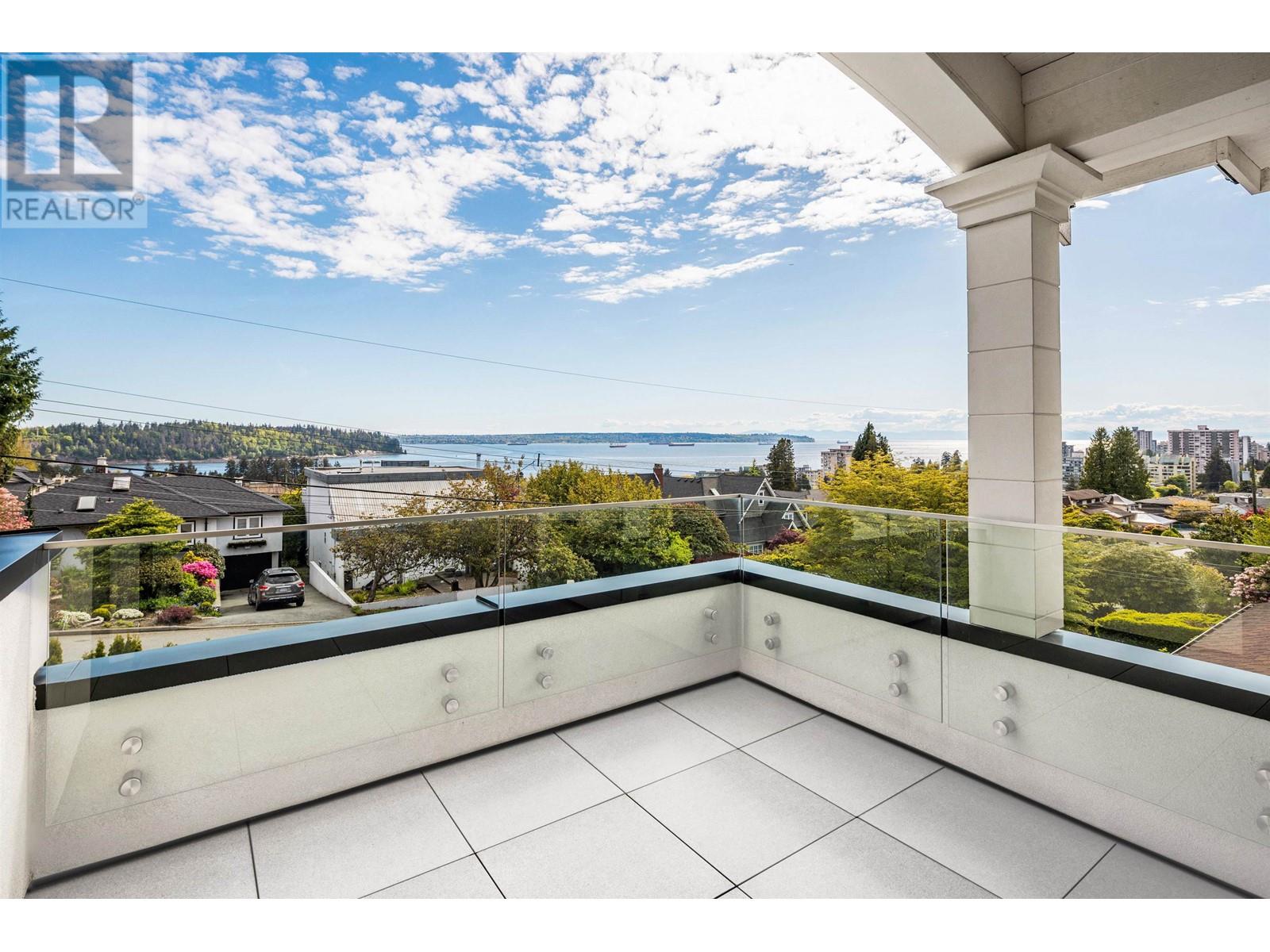 Property at 1115 FULTON AVENUE image 5