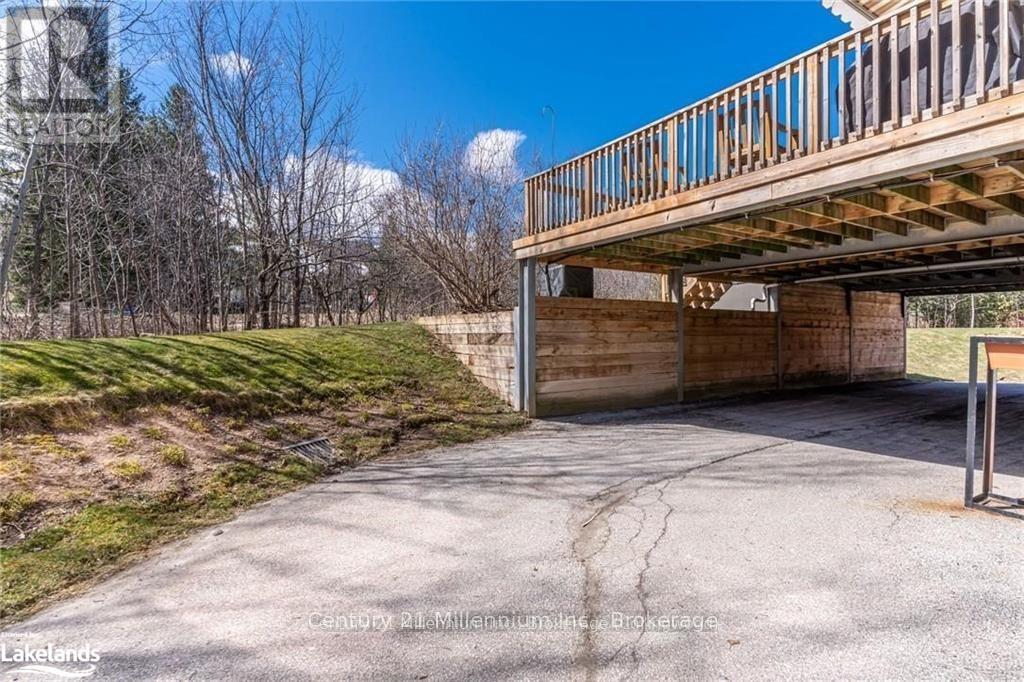 17 - 224 Blueski George Crescent, Blue Mountains, Ontario  L9Y 0V6 - Photo 35 - X12028352