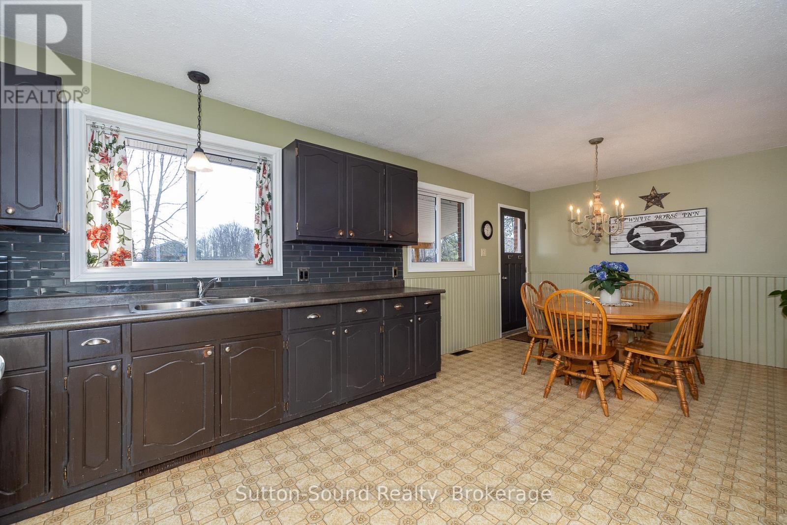 338179 11 Concession, Meaford, Ontario  N4K 5N8 - Photo 9 - X12028440