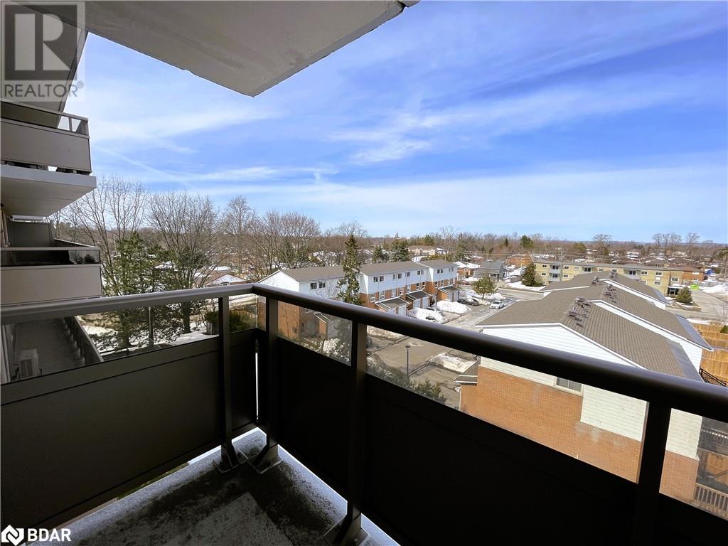 414 Blake Street Unit# 702, Barrie, Ontario  L4M 5J7 - Photo 12 - 40706386
