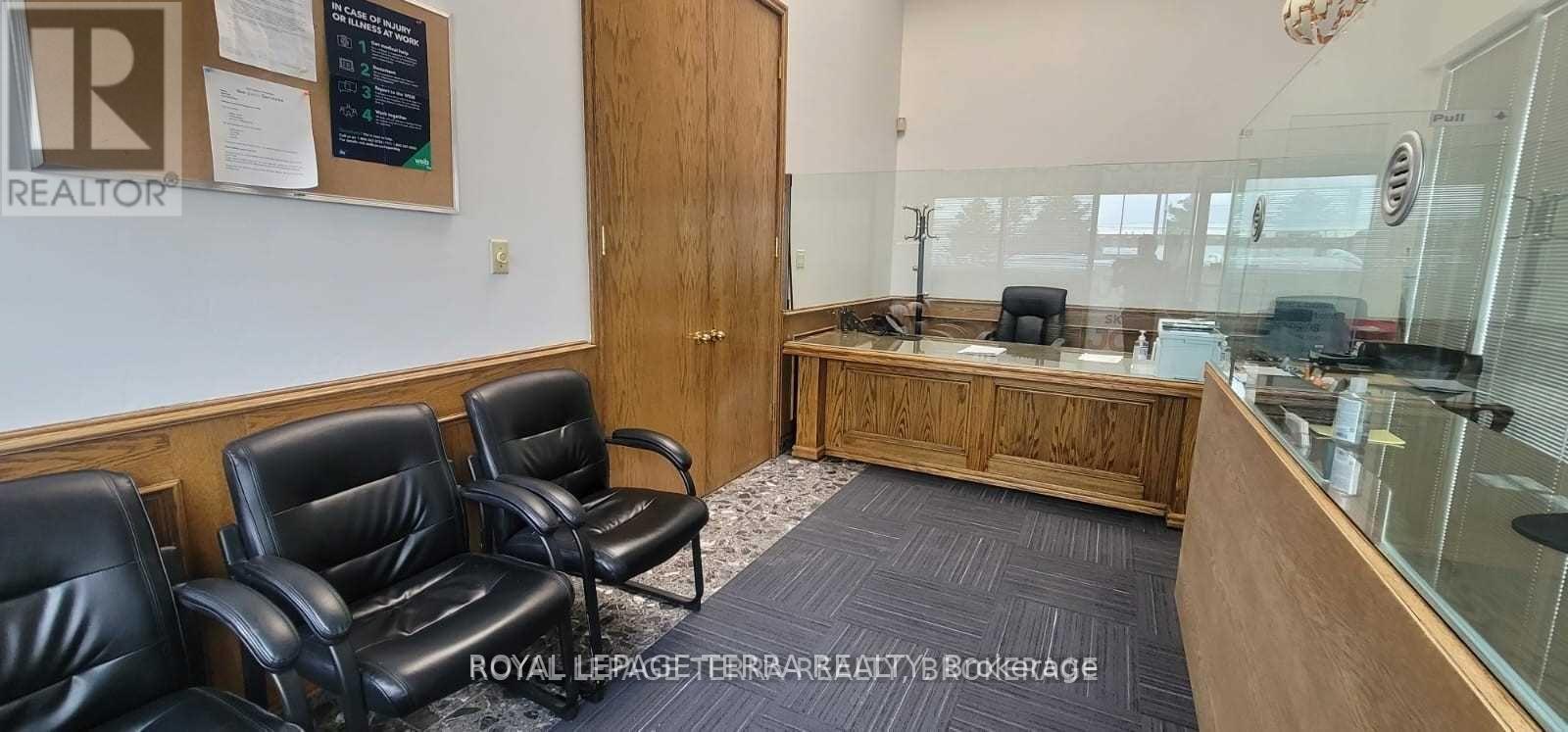 11 - 4040 Steeles Avenue, Vaughan, Ontario  L4L 4Y5 - Photo 2 - N12028347