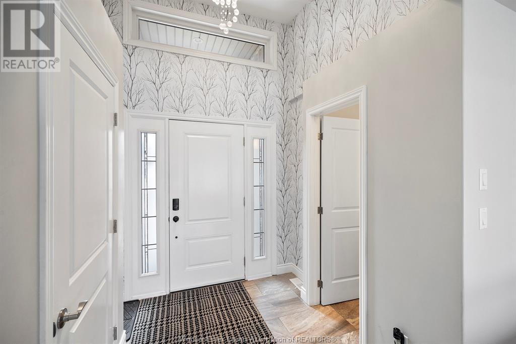 Property at 1565 OUTRAM image 3