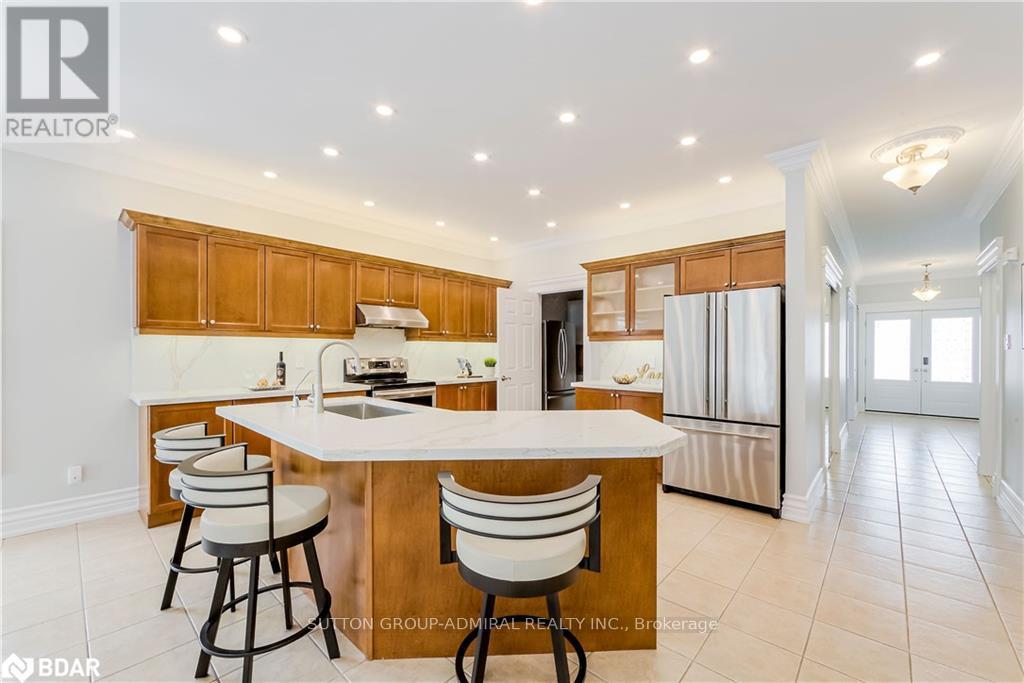 88 Edwards Drive, Barrie, Ontario  L4N 9K8 - Photo 10 - S12028343