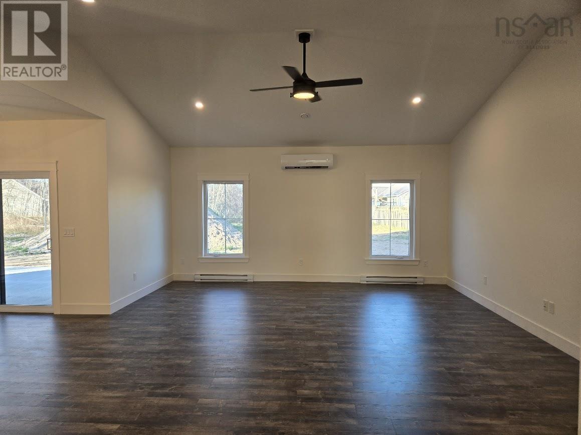 18 Kearne Avenue, Kingston, Nova Scotia  B0P 1R0 - Photo 12 - 202505241