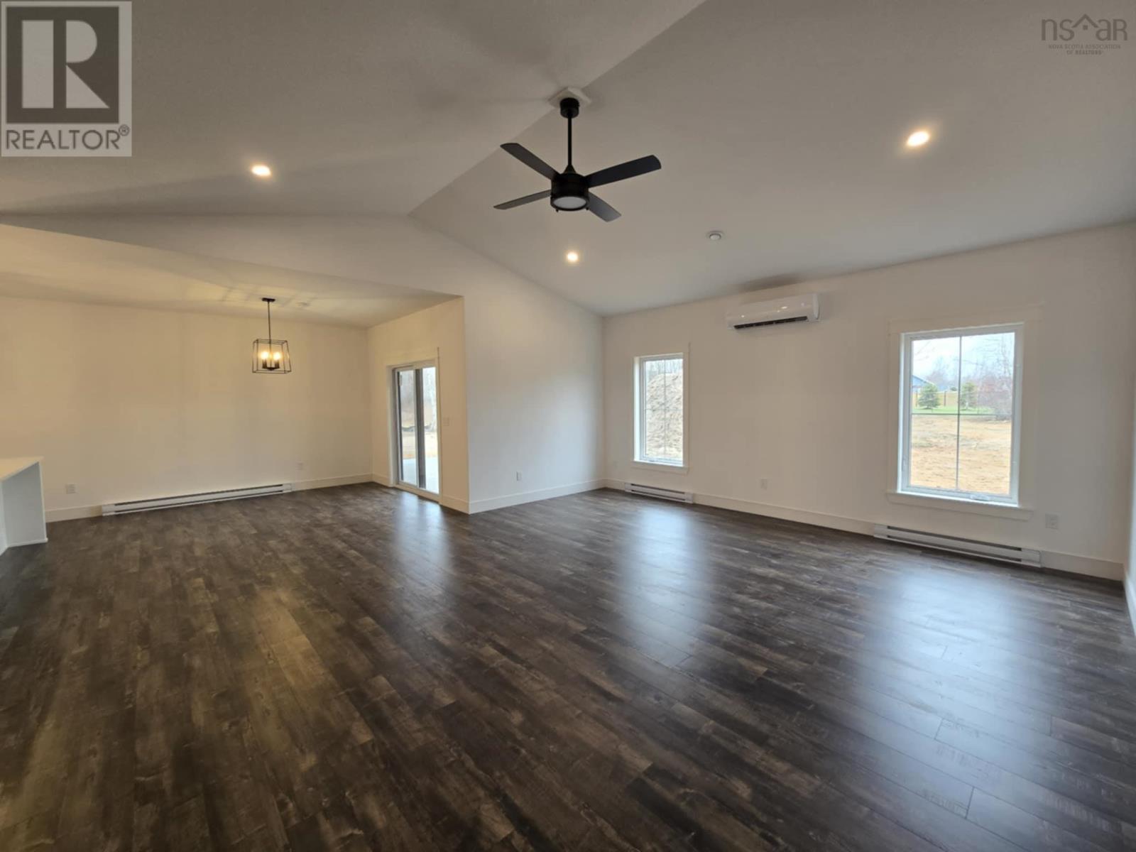 18 Kearne Avenue, Kingston, Nova Scotia  B0P 1R0 - Photo 15 - 202505241