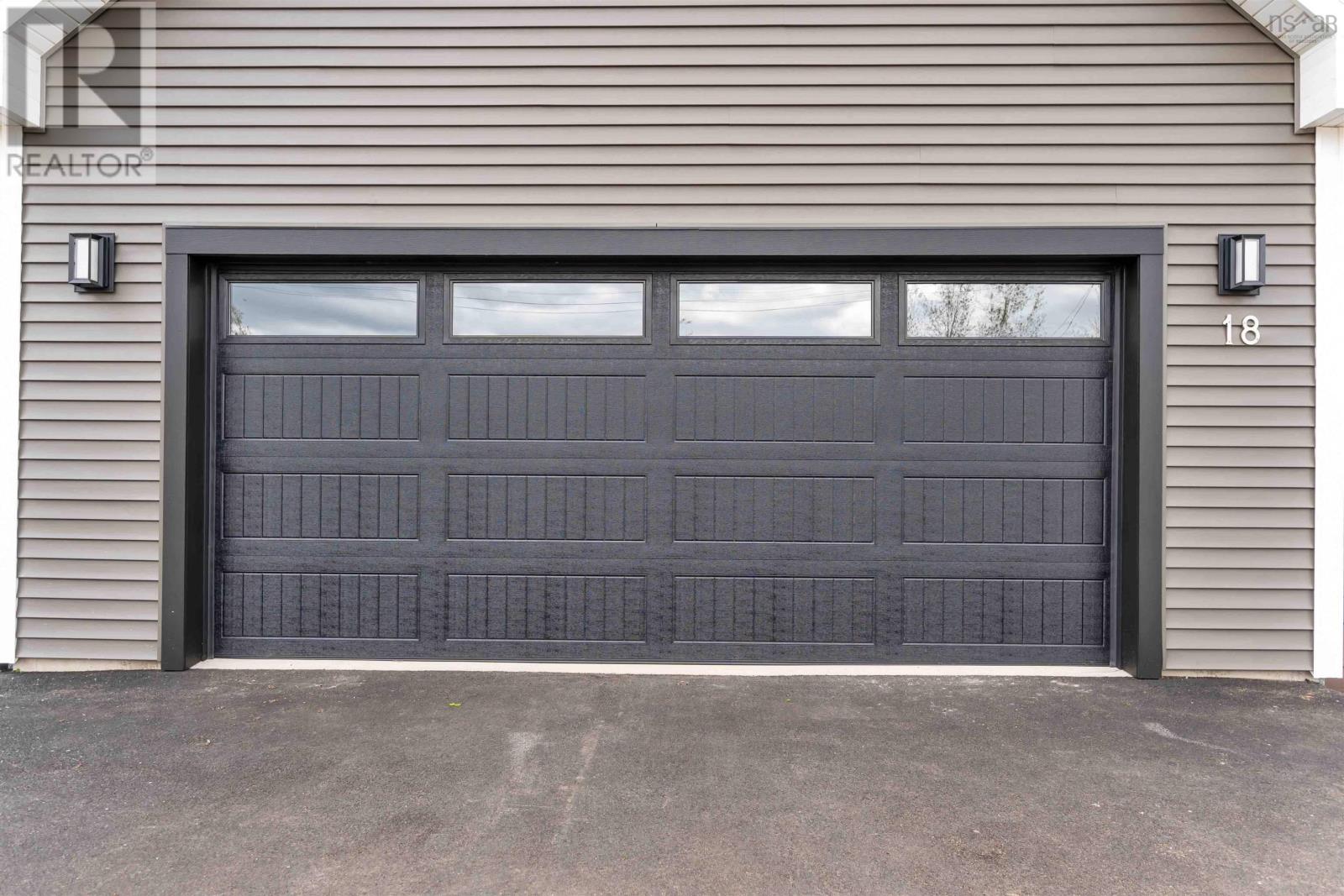 18 Kearne Avenue, Kingston, Nova Scotia  B0P 1R0 - Photo 4 - 202505241