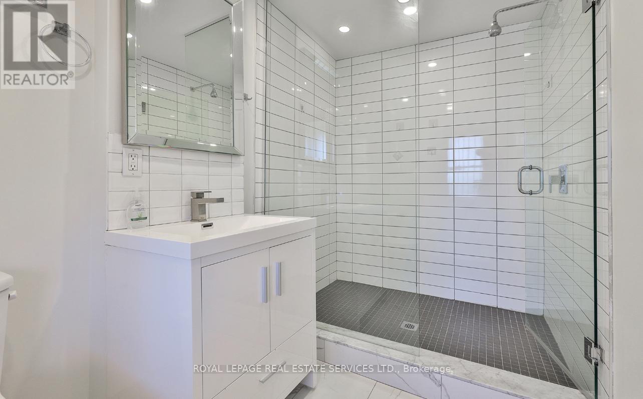 995 Bloor Street W, Toronto, Ontario  M6H 1M1 - Photo 18 - C12023868