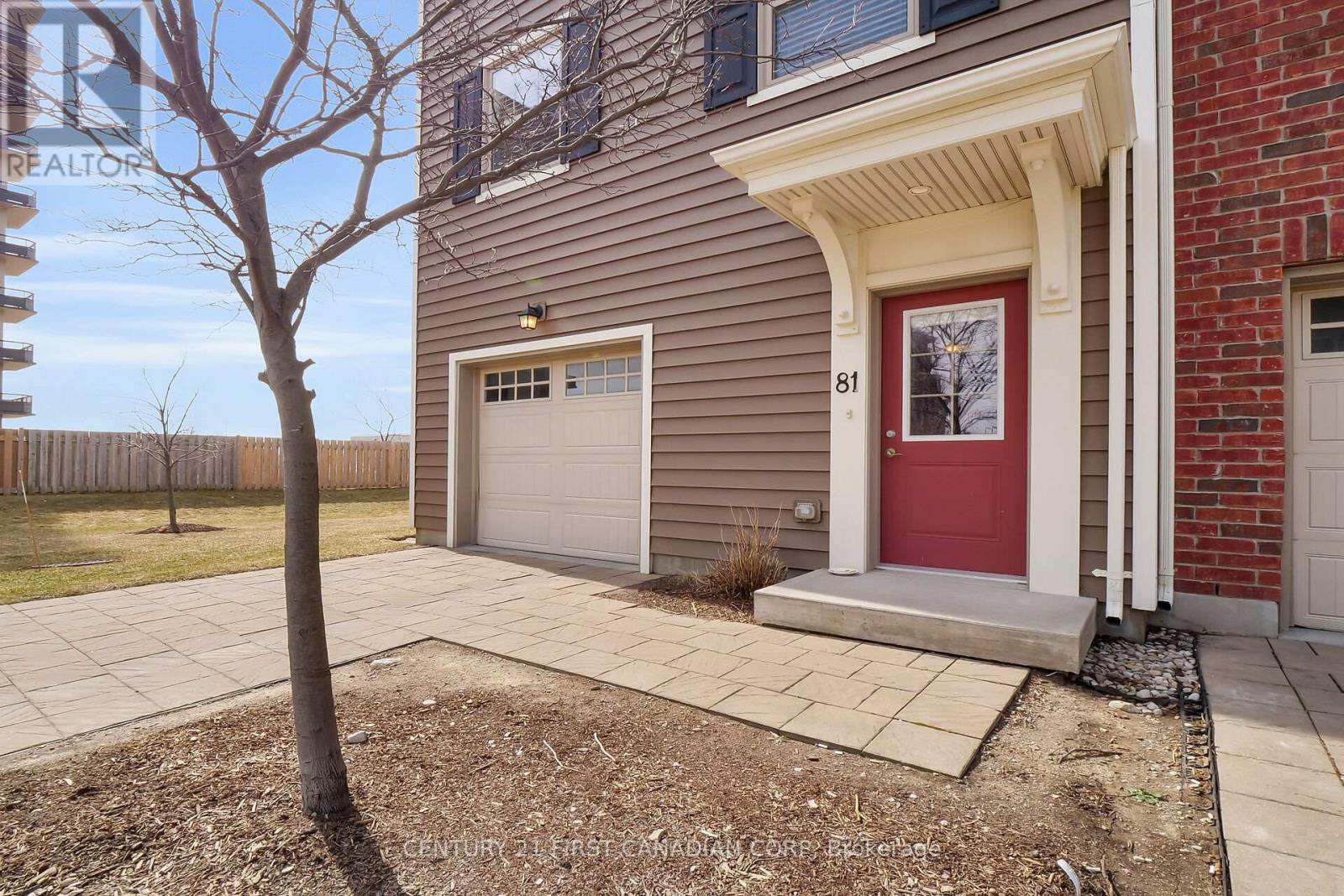 Property at 81 - 1040 CORONATION DRIVE image 3