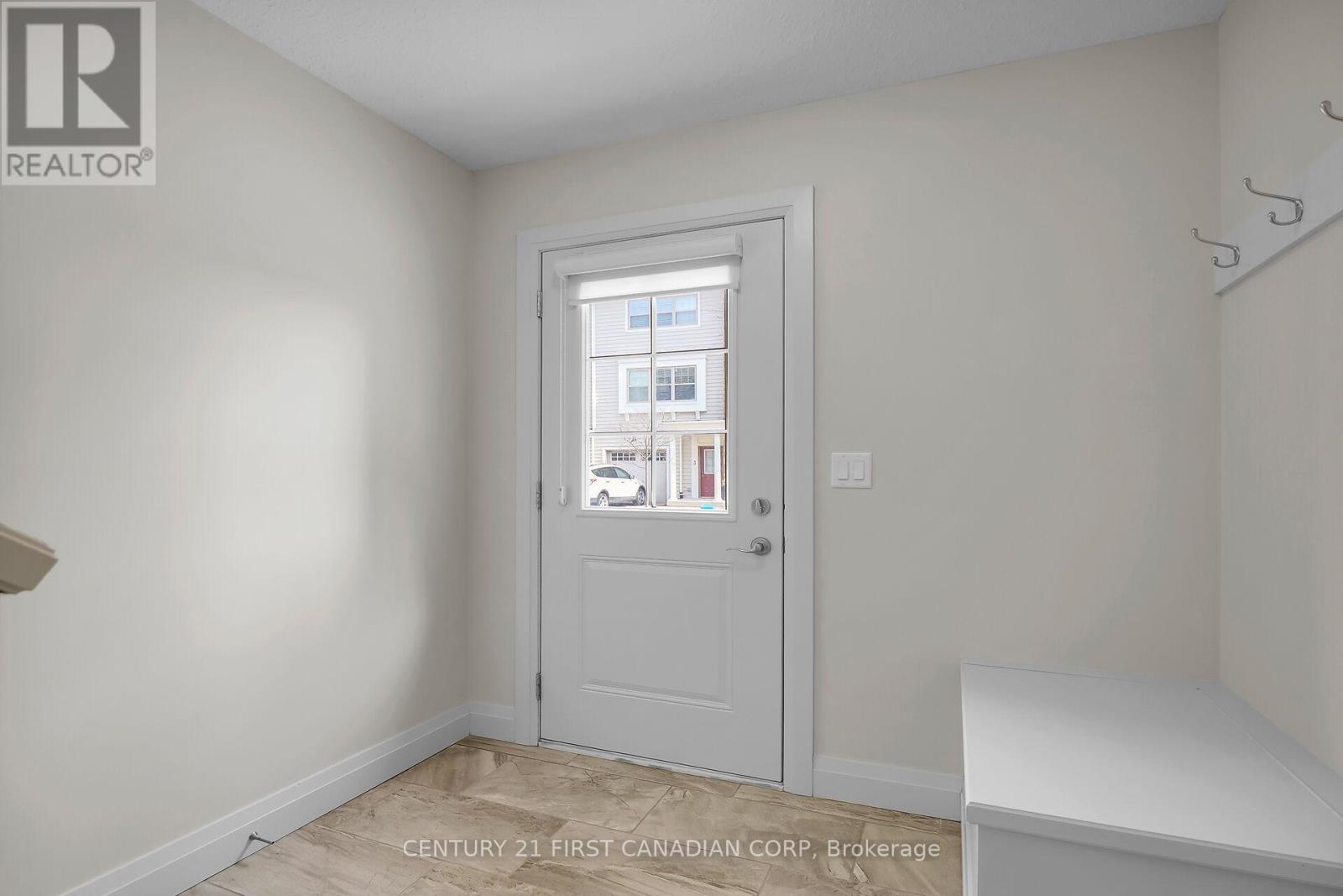 Property at 81 - 1040 CORONATION DRIVE image 4