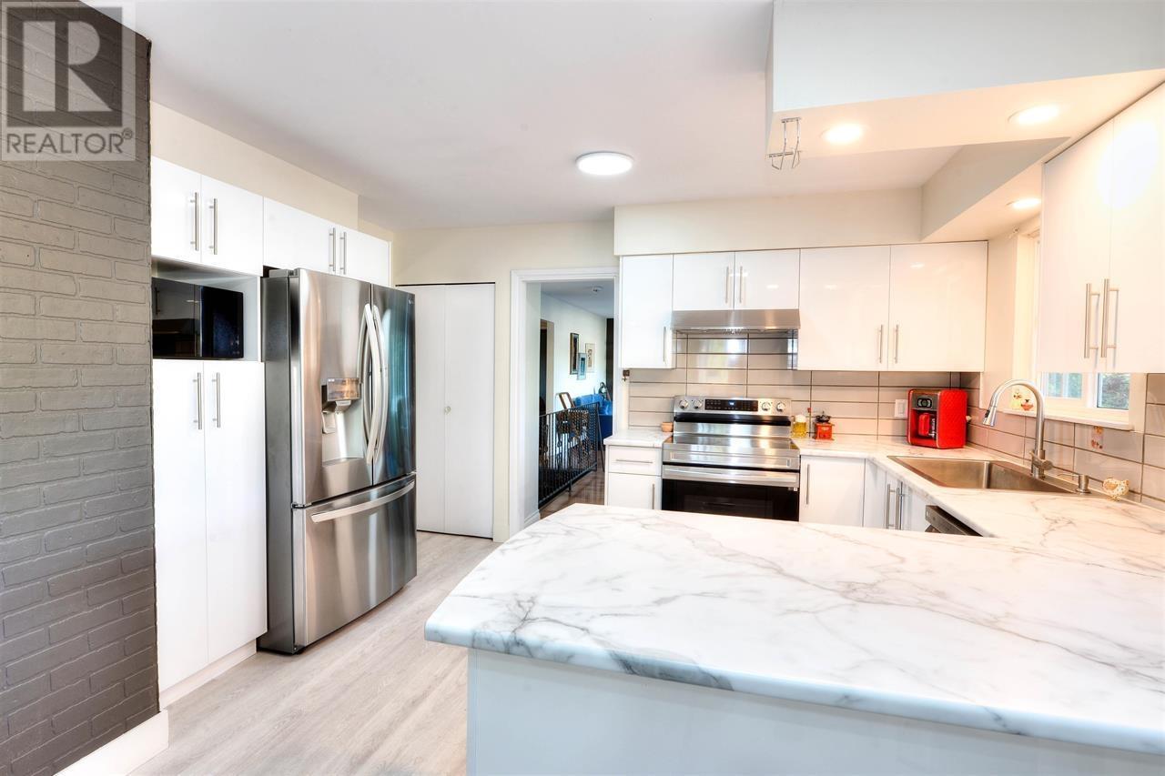 12311 227 Street, Maple Ridge, British Columbia  V2X 6J9 - Photo 4 - R2978894